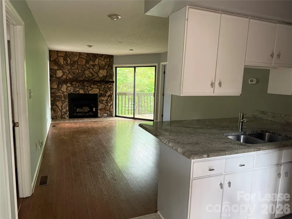 1420 11th Street Drive NW Hickory, NC 28601