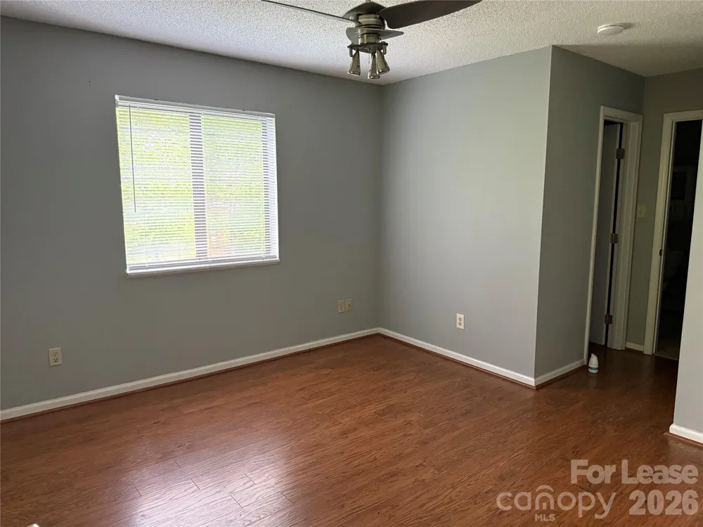 1420 11th Street Drive NW Hickory, NC 28601