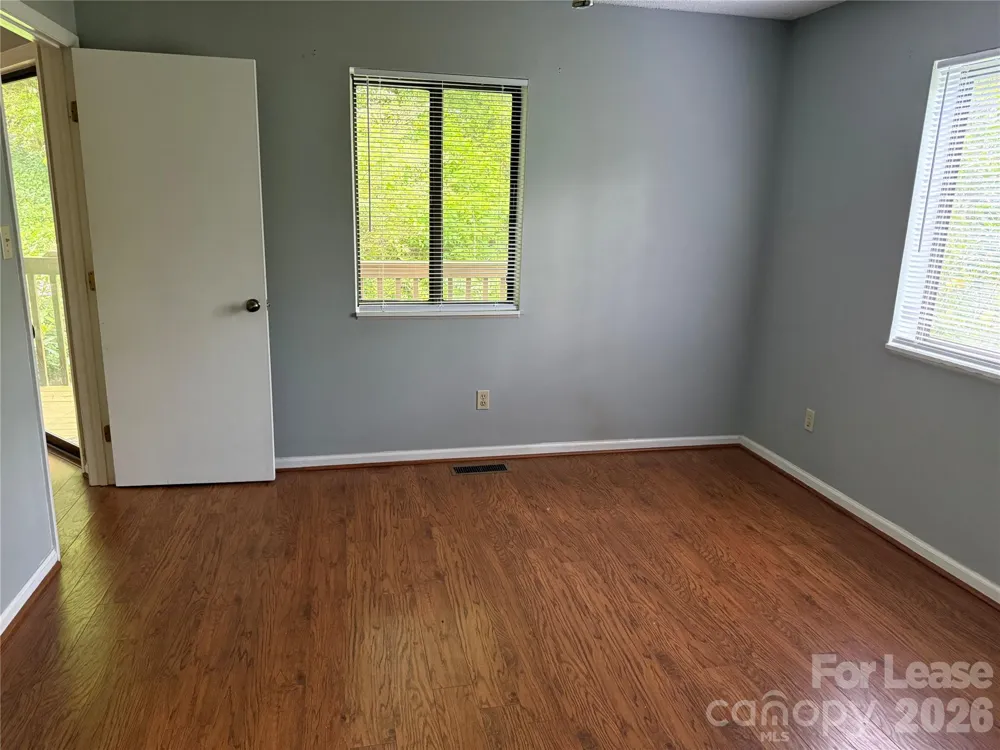 1420 11th Street Drive NW Hickory, NC 28601