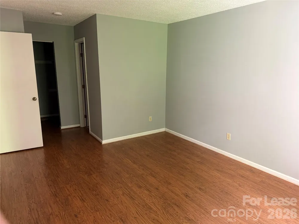 1420 11th Street Drive NW Hickory, NC 28601
