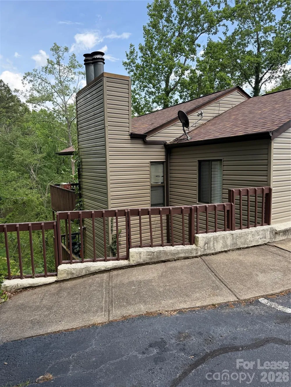 1420 11th Street Drive NW Hickory, NC 28601