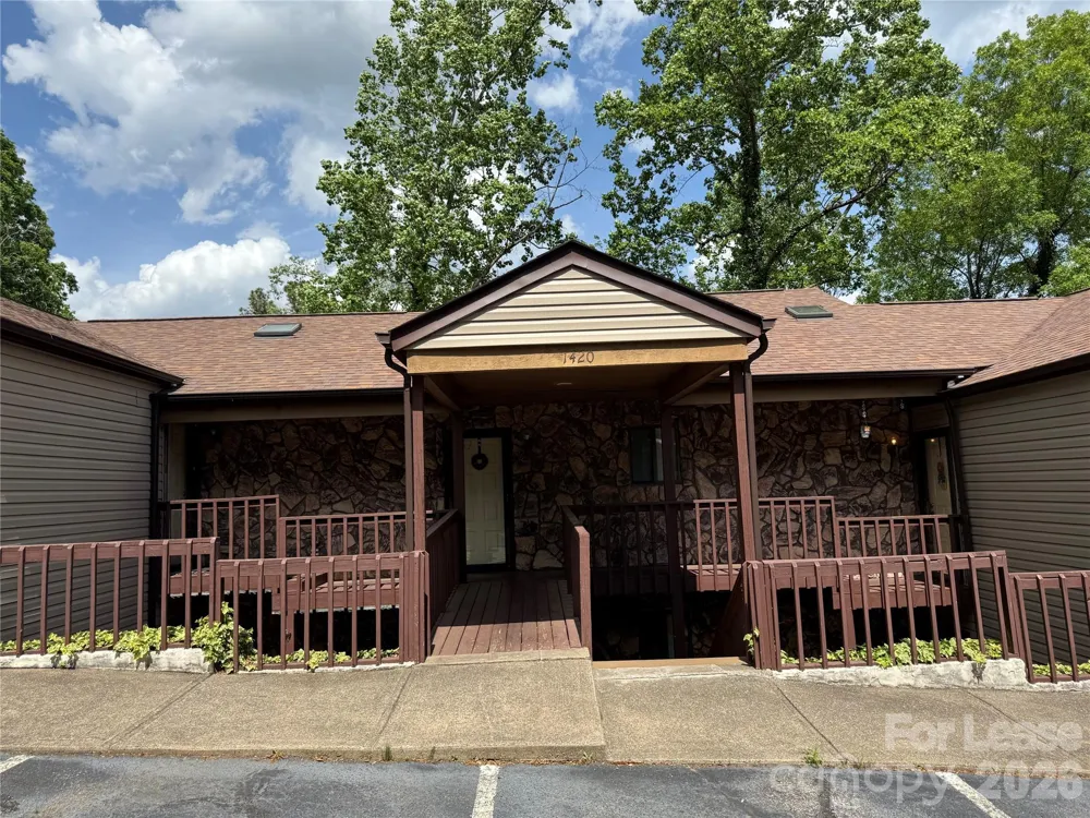 1420 11th Street Drive NW Hickory, NC 28601