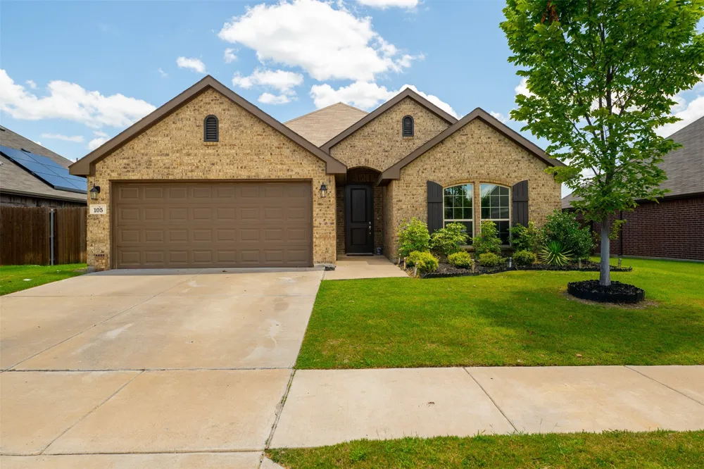 105 Cheryl Drive Keene, TX 76059