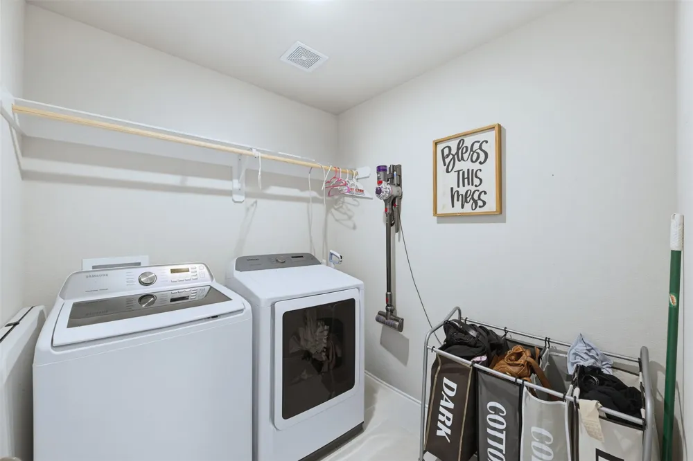 105 Cheryl Drive Keene, TX 76059