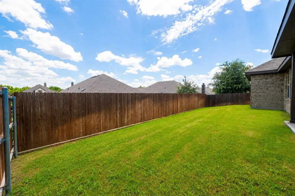 105 Cheryl Drive Keene, TX 76059