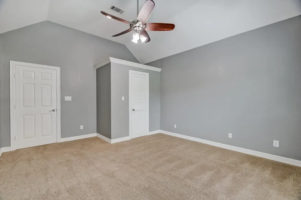 5200 Main Street Vidor, TX 77662