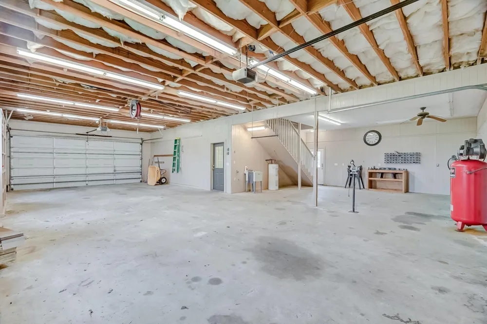 5200 Main Street Vidor, TX 77662