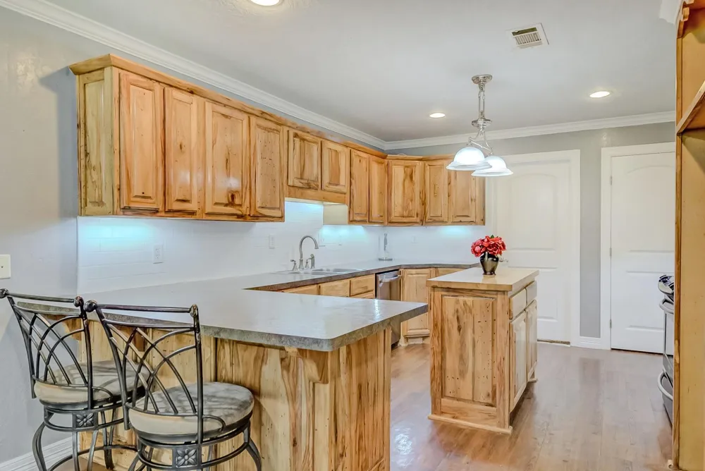 5200 Main Street Vidor, TX 77662