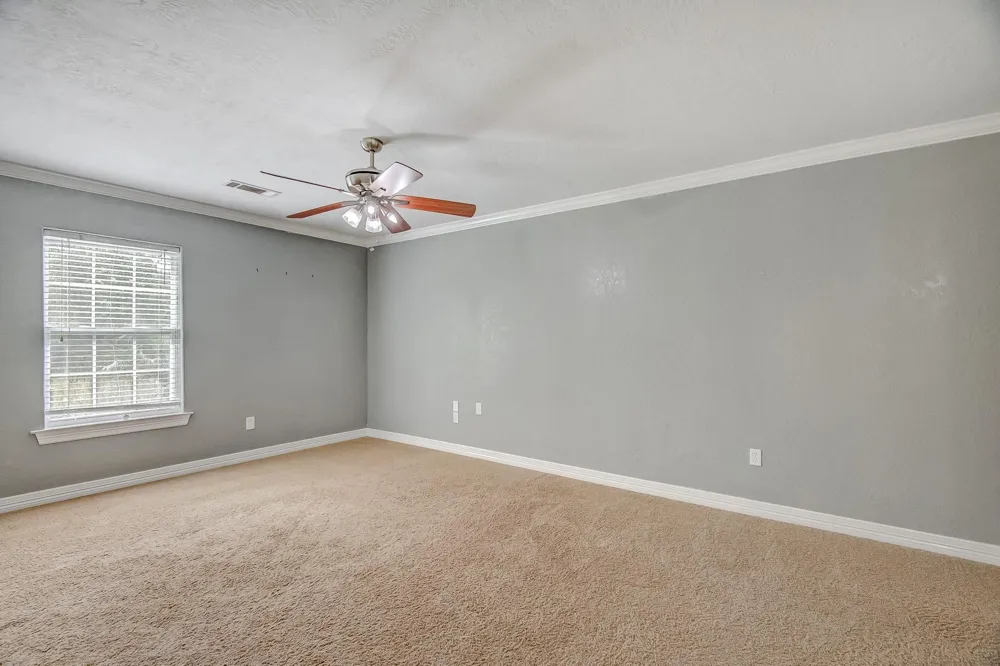 5200 Main Street Vidor, TX 77662