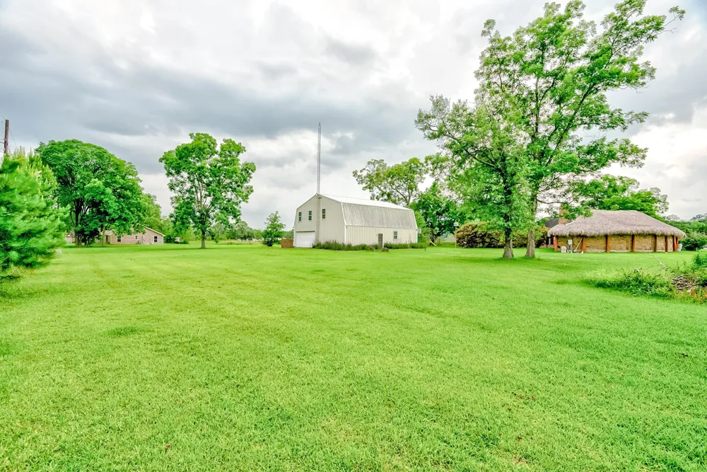 5200 Main Street Vidor, TX 77662