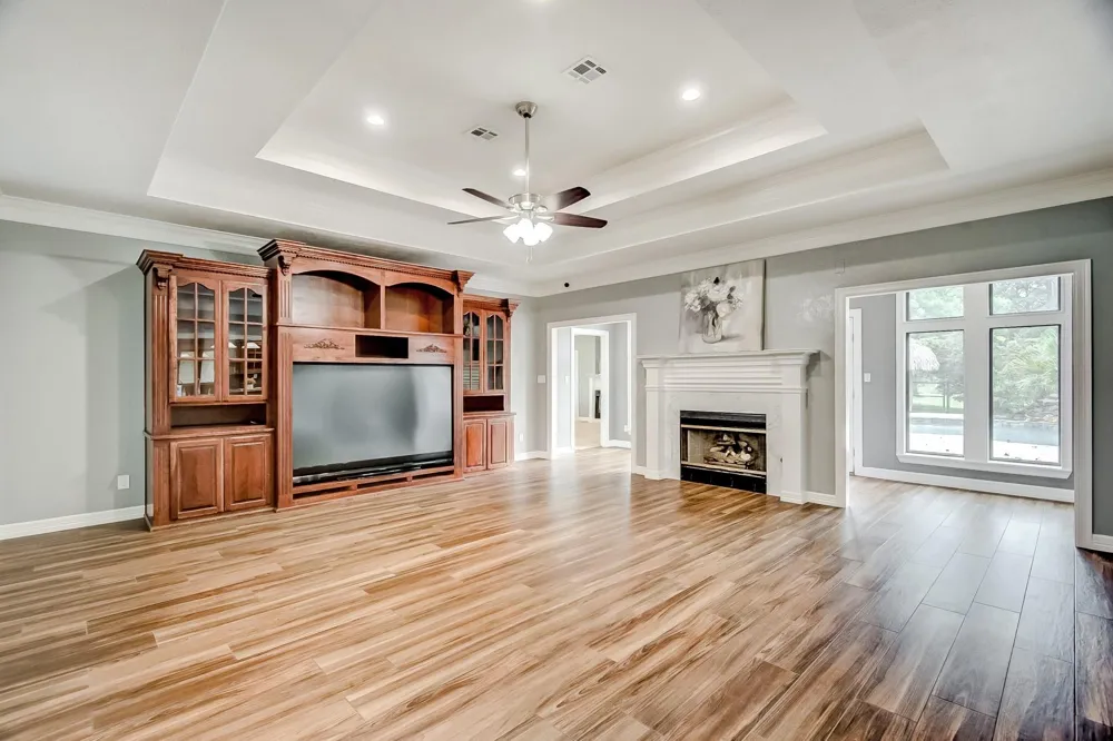 5200 Main Street Vidor, TX 77662