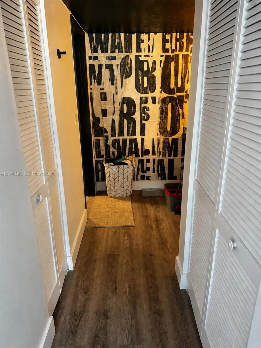 16171 Blatt Blvd #412 Weston, FL 33326