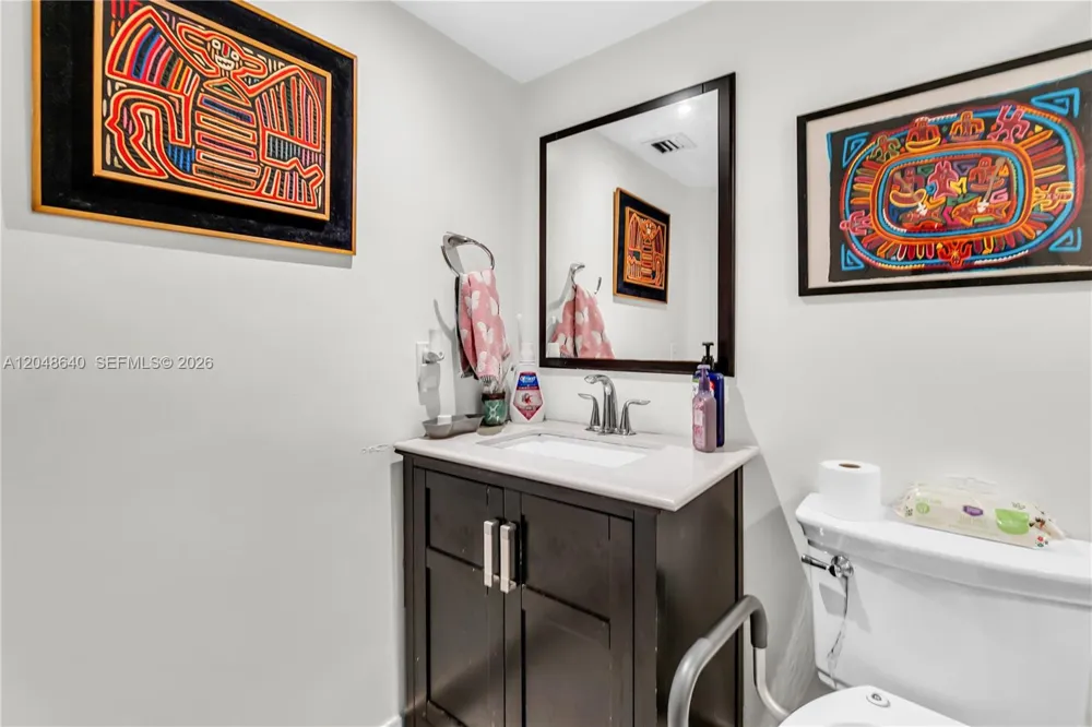 2351 Douglas Rd #1101 Miami, FL 33145