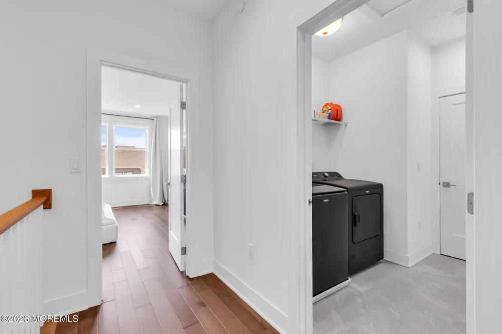 27 Linder Court Middletown, NJ 07748