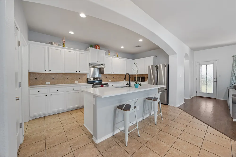 18717 Leigh Lane Pflugerville, TX 78660