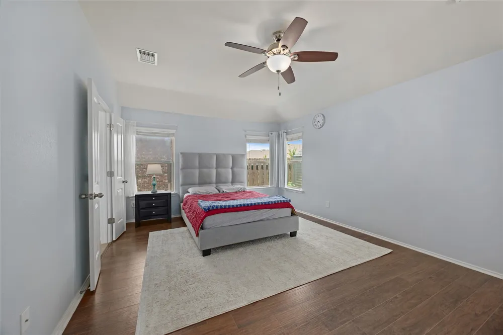 18717 Leigh Lane Pflugerville, TX 78660