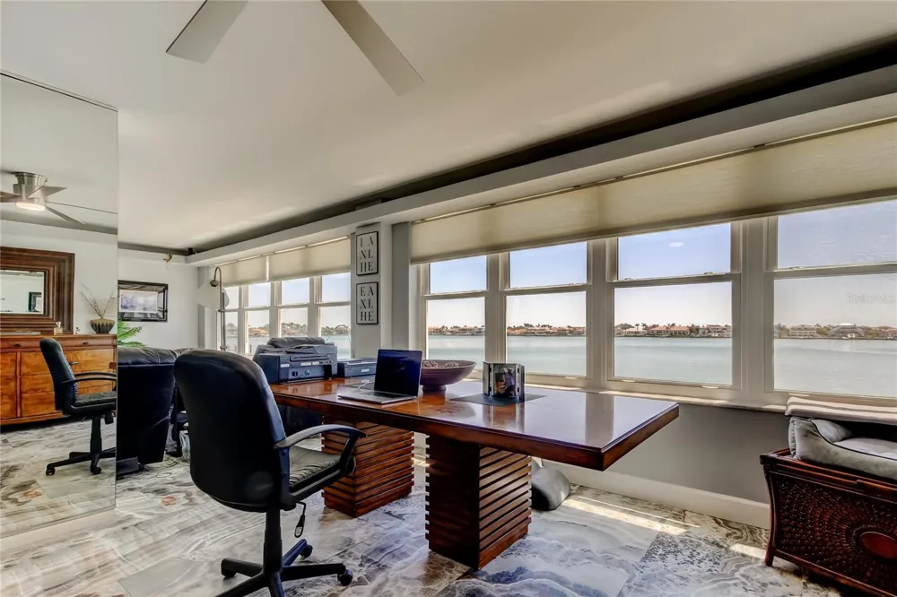 5200 BRITTANY DRIVE S #204 St Petersburg, FL 33715