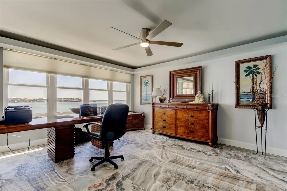 5200 BRITTANY DRIVE S #204 St Petersburg, FL 33715
