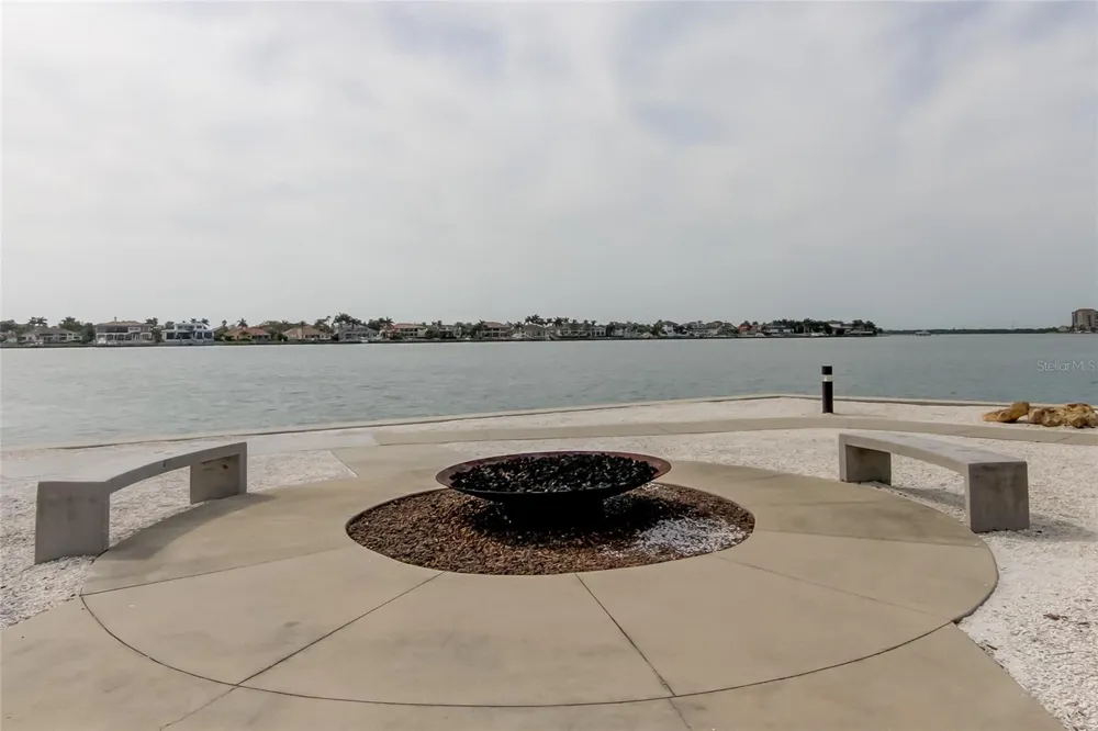 5200 BRITTANY DRIVE S #204 St Petersburg, FL 33715