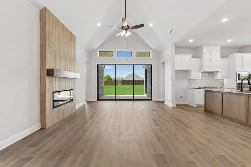 201 Cross Timbers Street Azle, TX 76020