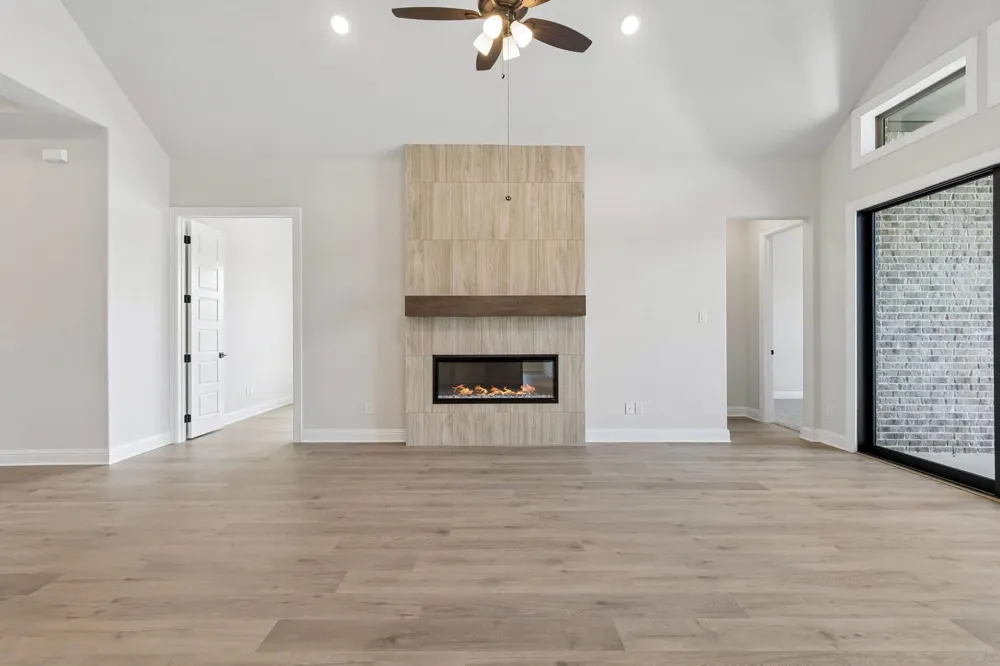 201 Cross Timbers Street Azle, TX 76020