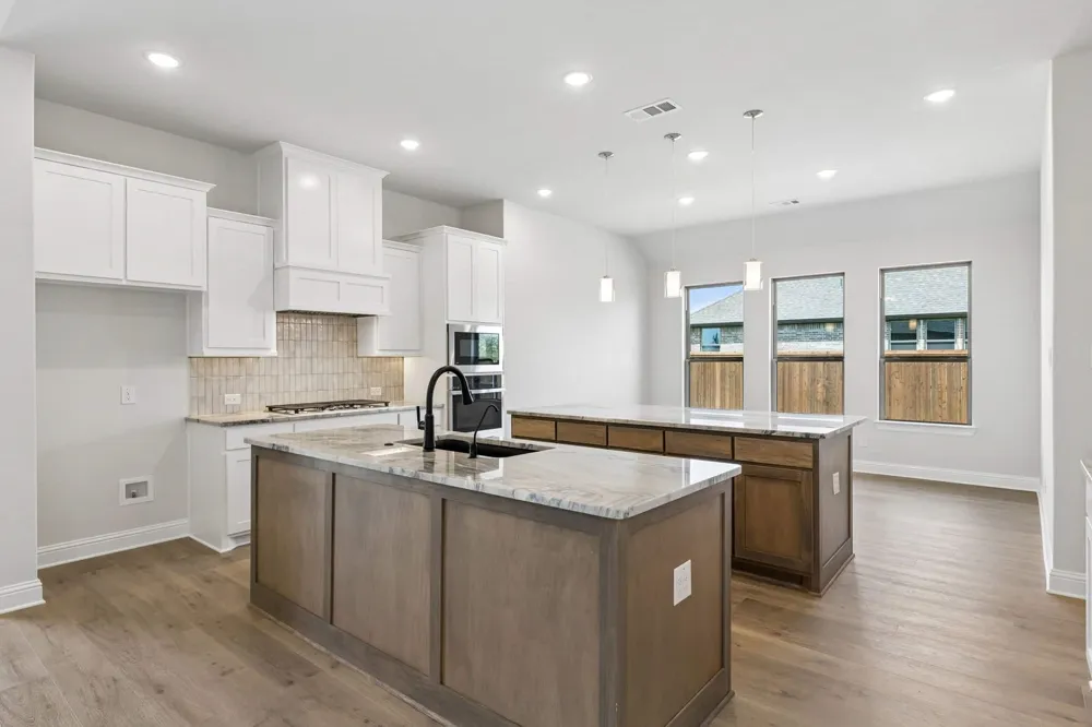 201 Cross Timbers Street Azle, TX 76020