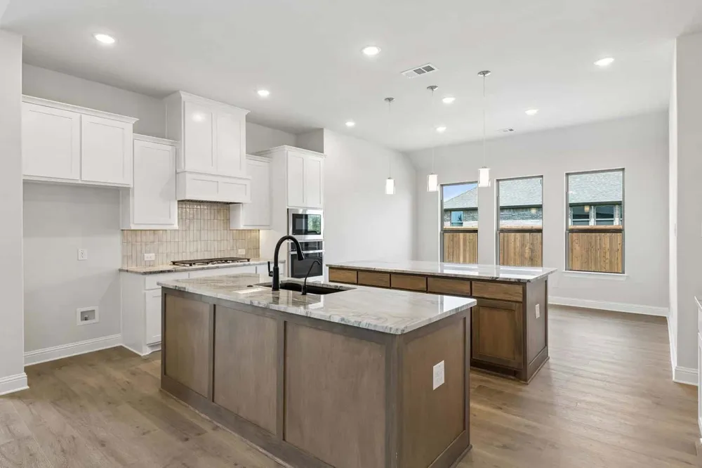 201 Cross Timbers Street Azle, TX 76020