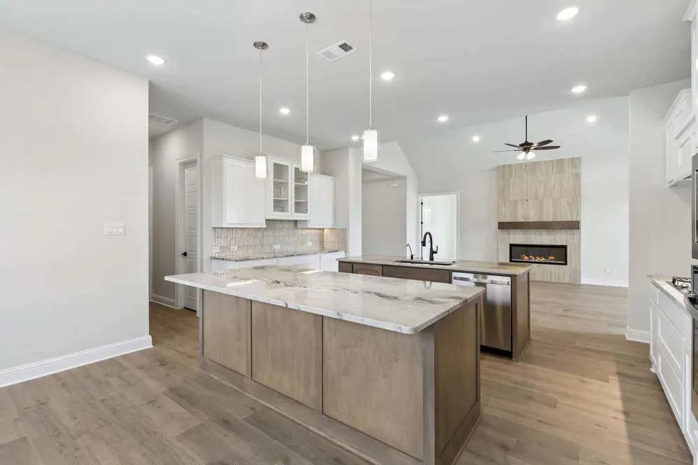 201 Cross Timbers Street Azle, TX 76020