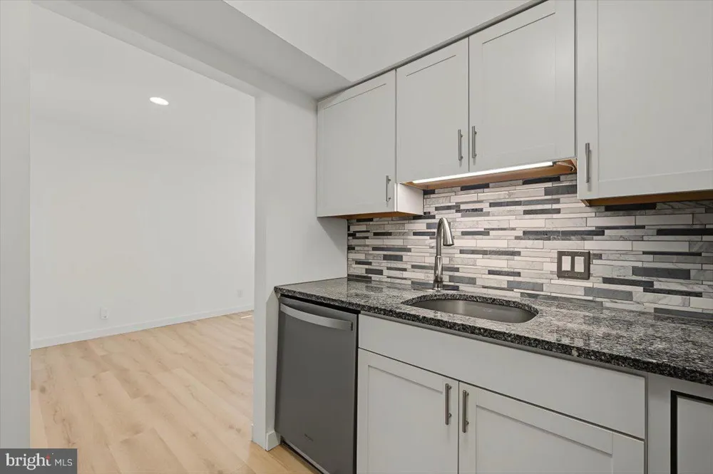 239 E CHELSEA CIRCLE Newtown Square, PA 19073