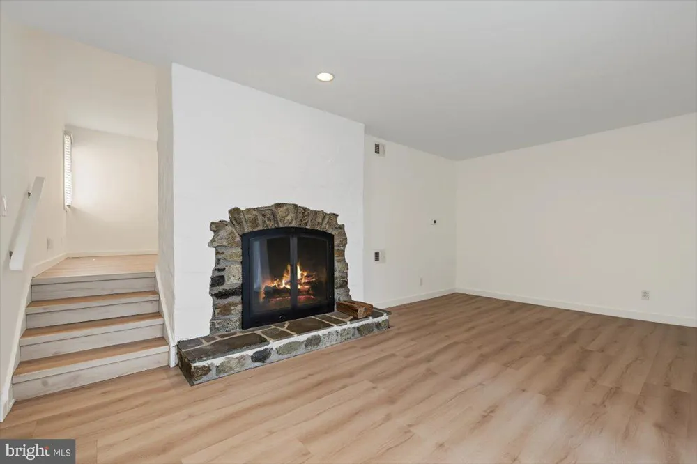 239 E CHELSEA CIRCLE Newtown Square, PA 19073