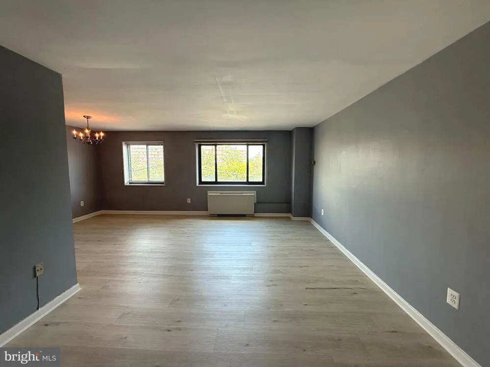 1300 S ARLINGTON RIDGE ROAD #512 Arlington, VA 22202