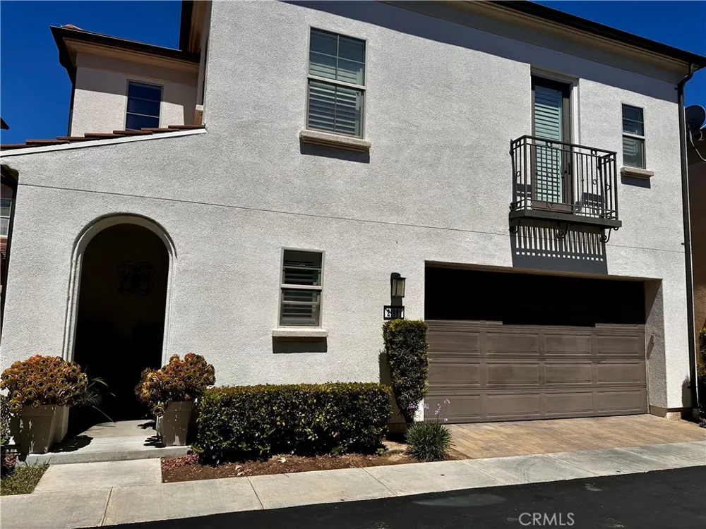 21881 Propello Saugus, CA 91350