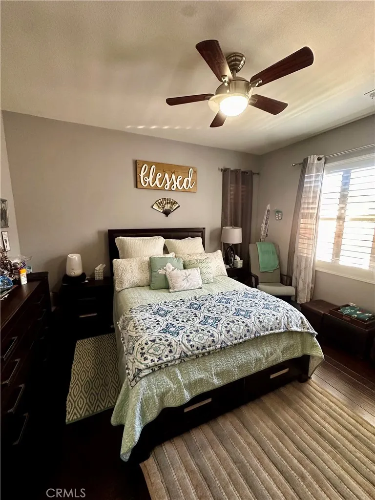 21881 Propello Saugus, CA 91350