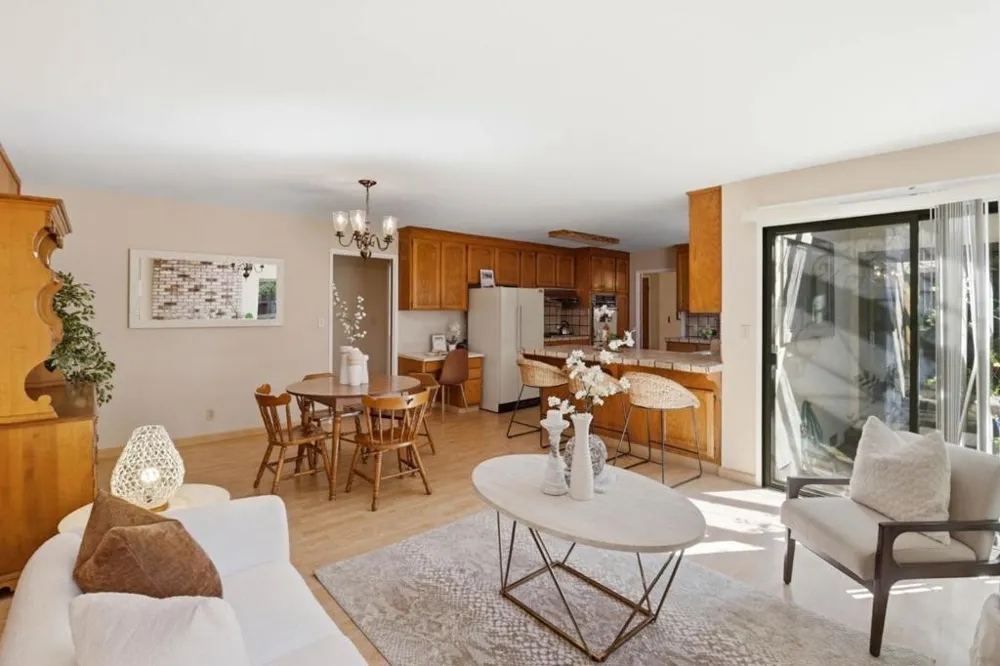 701 Christine Drive Palo Alto, CA 94303