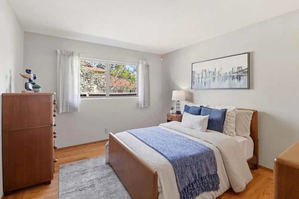 701 Christine Drive Palo Alto, CA 94303