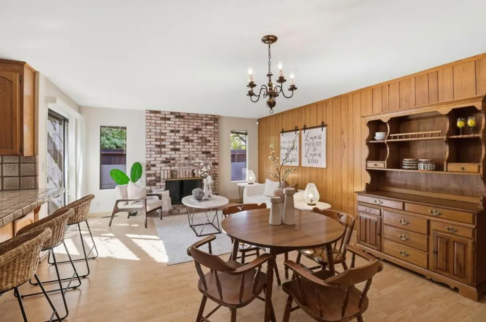 701 Christine Drive Palo Alto, CA 94303