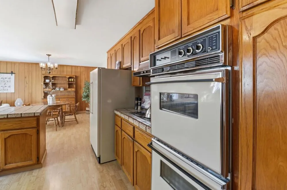 701 Christine Drive Palo Alto, CA 94303