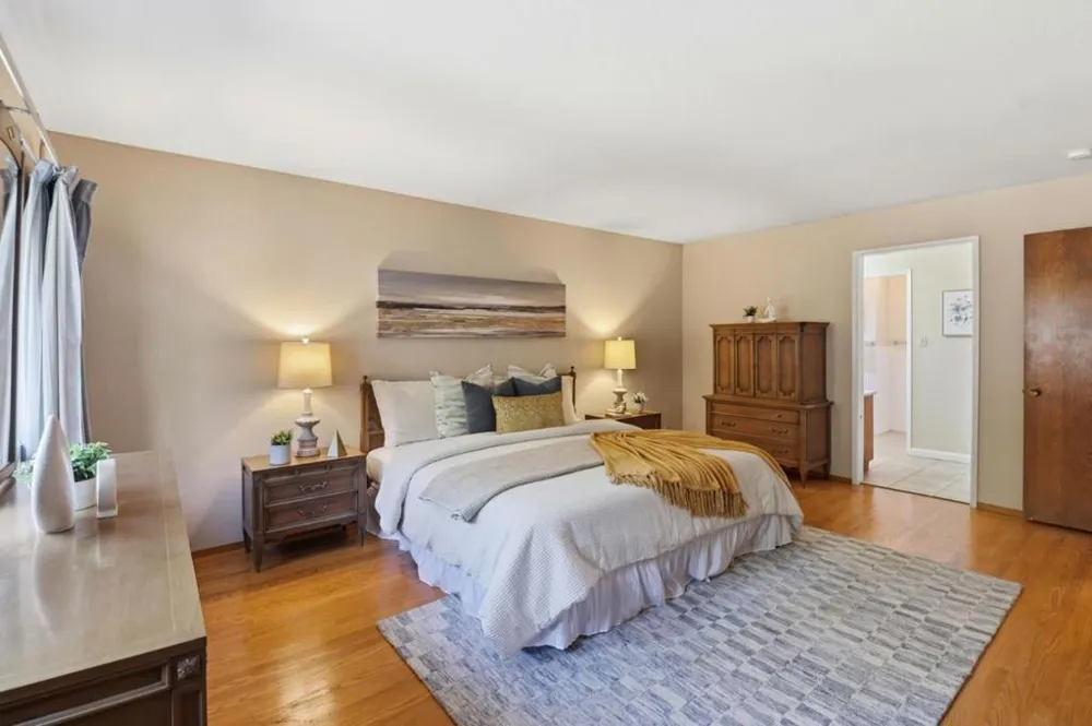 701 Christine Drive Palo Alto, CA 94303