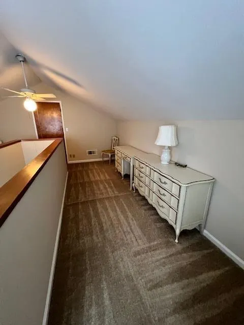 701 Christine Drive Palo Alto, CA 94303