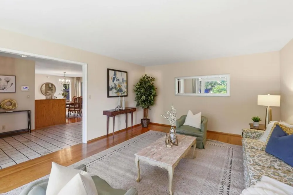 701 Christine Drive Palo Alto, CA 94303