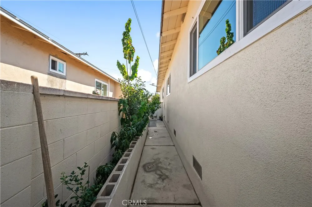 8849 Pico Vista Pico Rivera, CA 90660