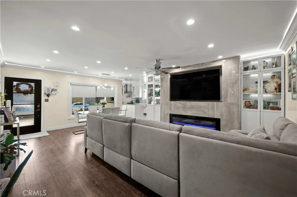 8849 Pico Vista Pico Rivera, CA 90660