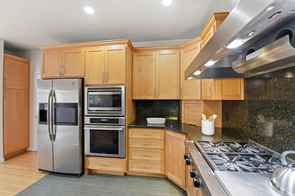 1129 Foxhurst Way San Jose, CA 95120