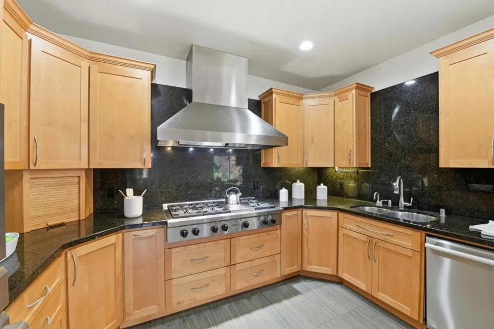 1129 Foxhurst Way San Jose, CA 95120