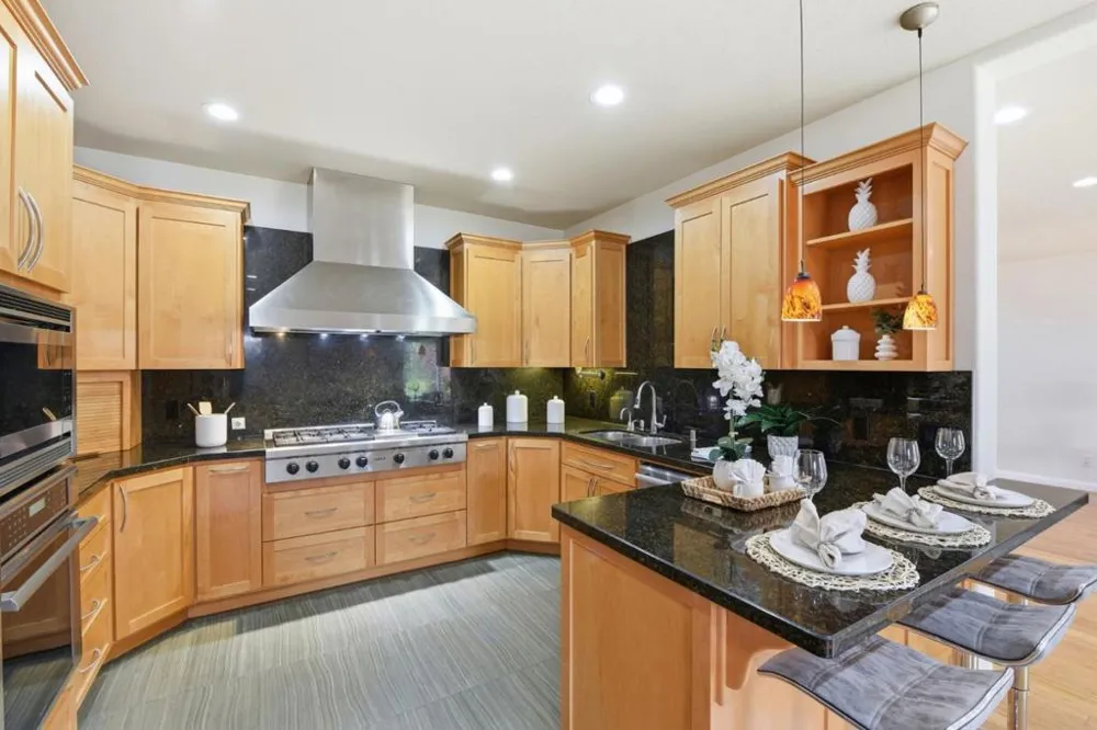 1129 Foxhurst Way San Jose, CA 95120