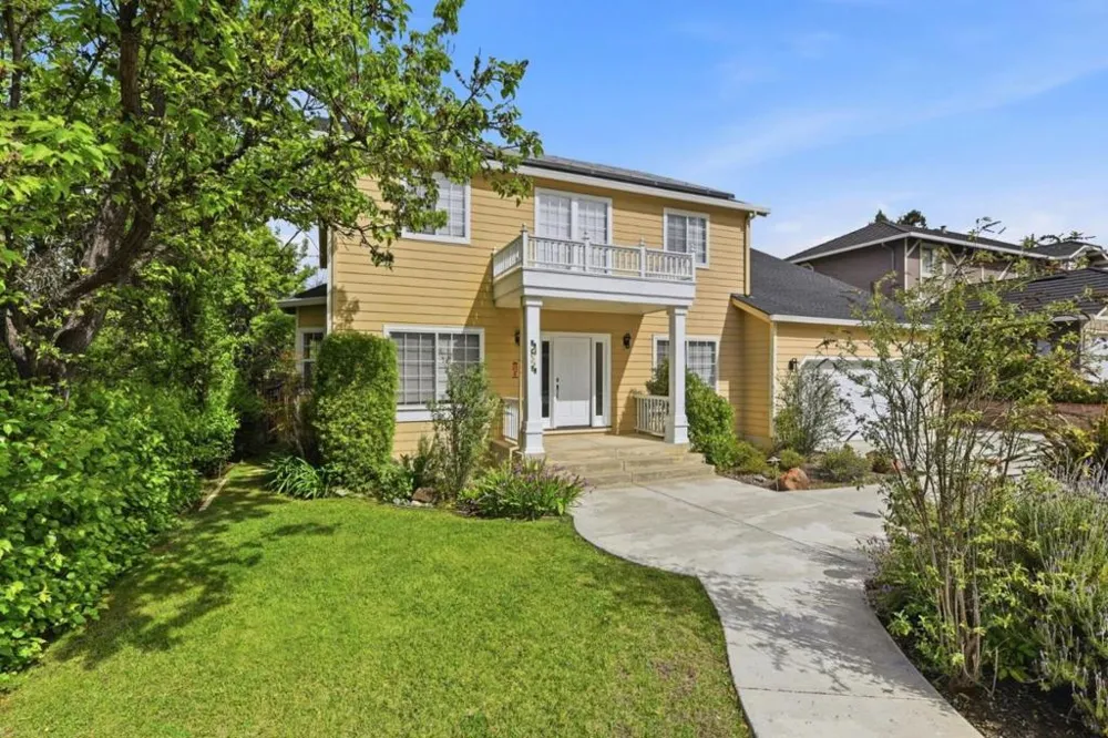 1129 Foxhurst Way San Jose, CA 95120