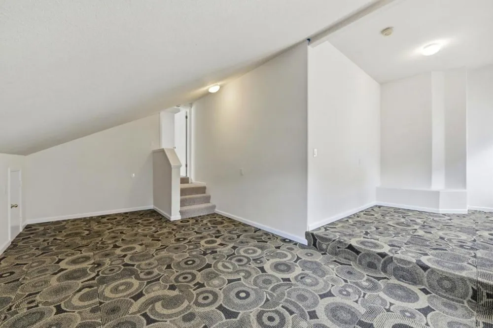 1129 Foxhurst Way San Jose, CA 95120