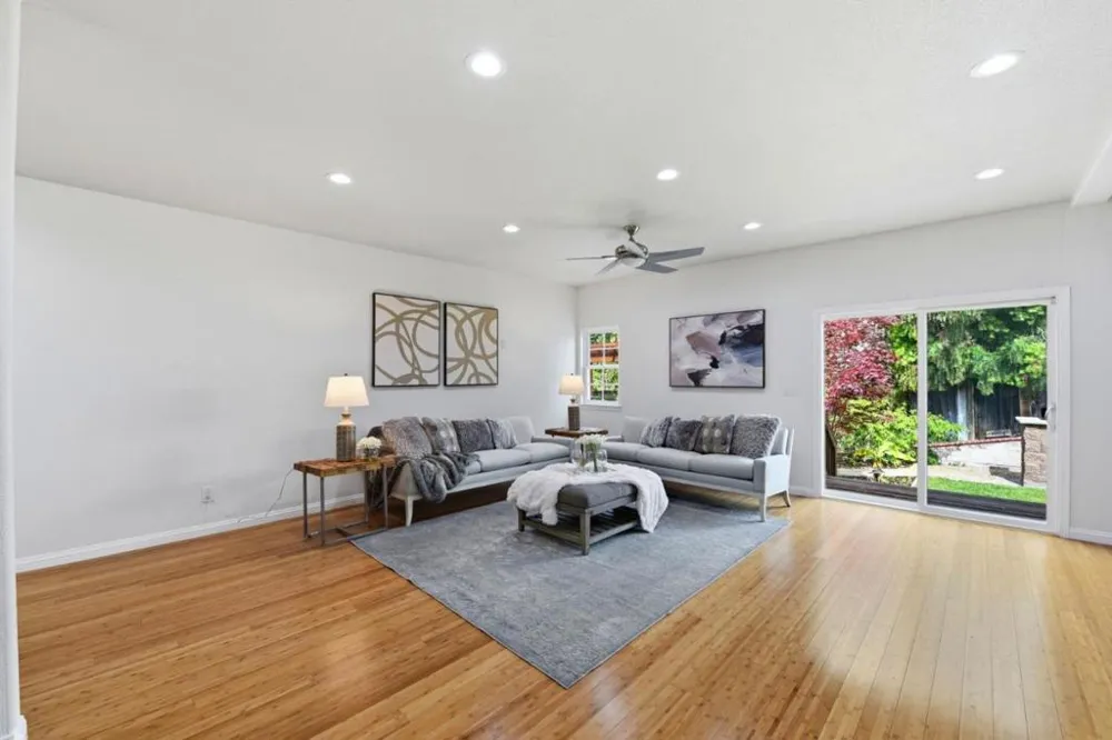 1129 Foxhurst Way San Jose, CA 95120