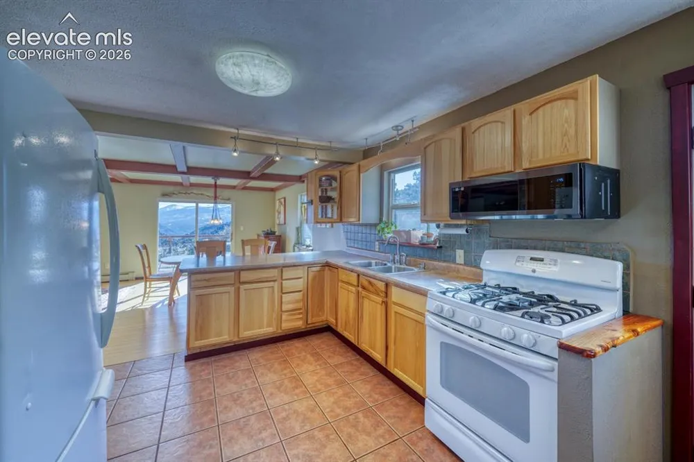 4351 County Road 12 Cotopaxi, CO 81223