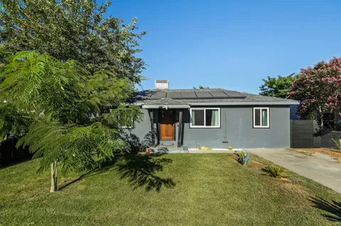 820 S Bradley Street